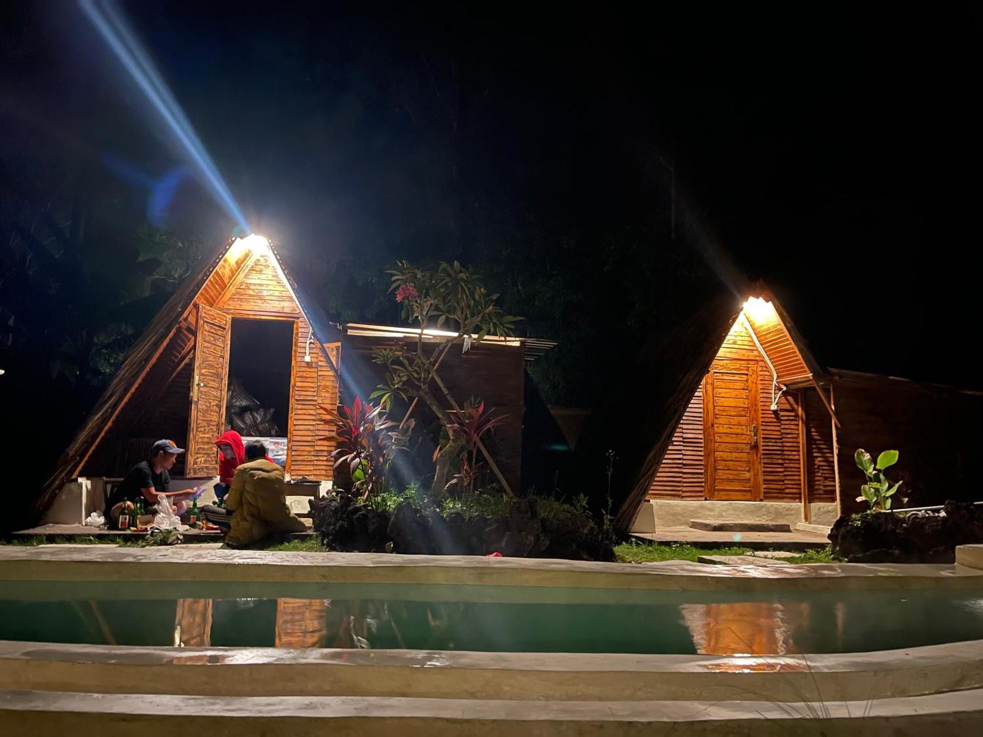 מלון Kubupenlokan Triangular House And Hot Spring מראה חיצוני תמונה