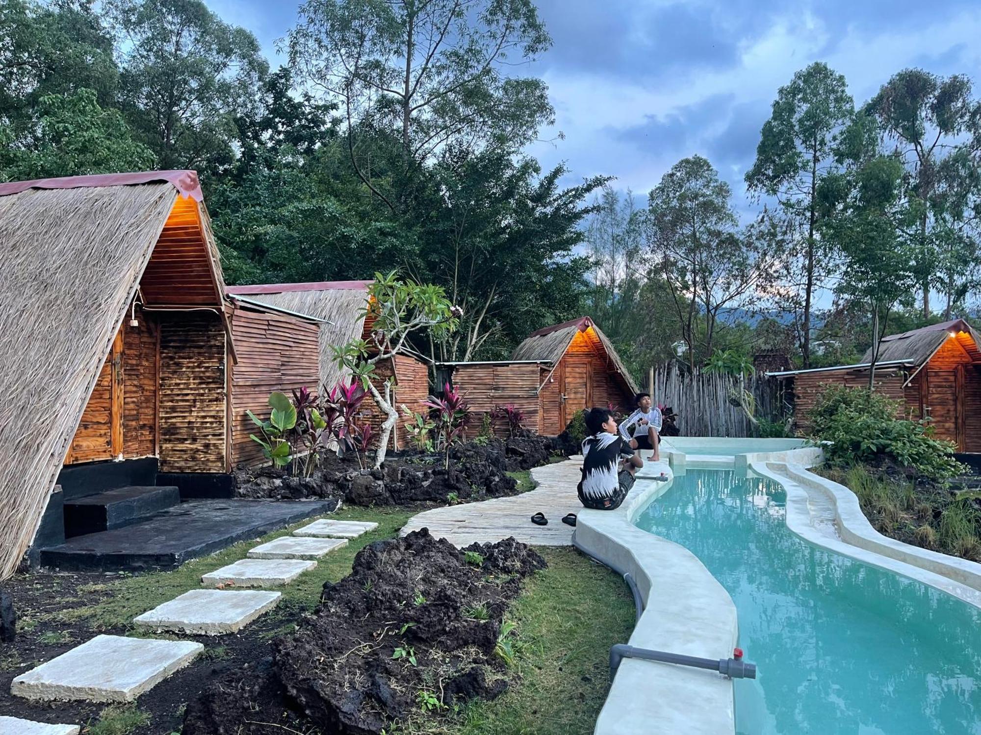 מלון Kubupenlokan Triangular House And Hot Spring מראה חיצוני תמונה