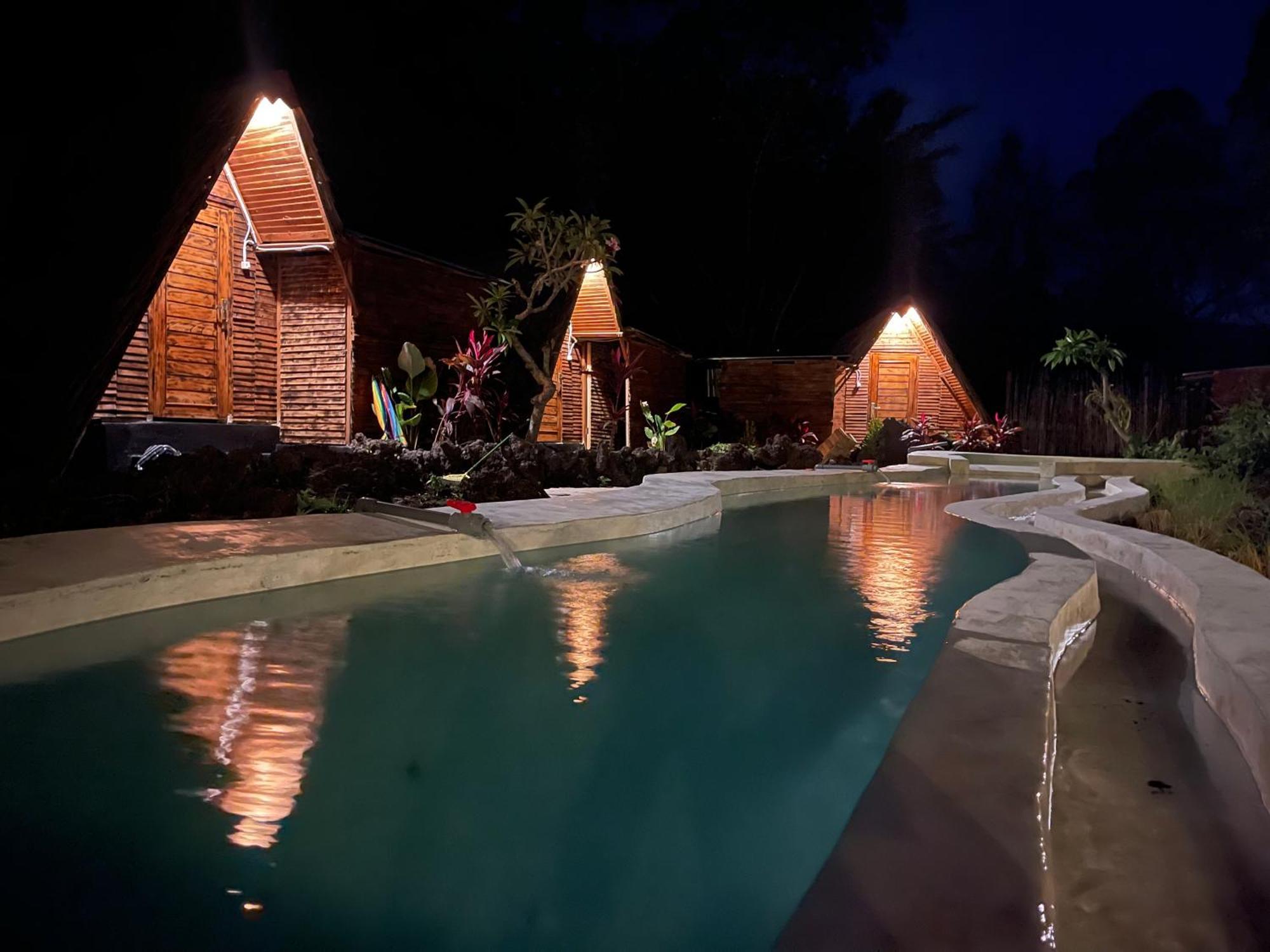 מלון Kubupenlokan Triangular House And Hot Spring מראה חיצוני תמונה