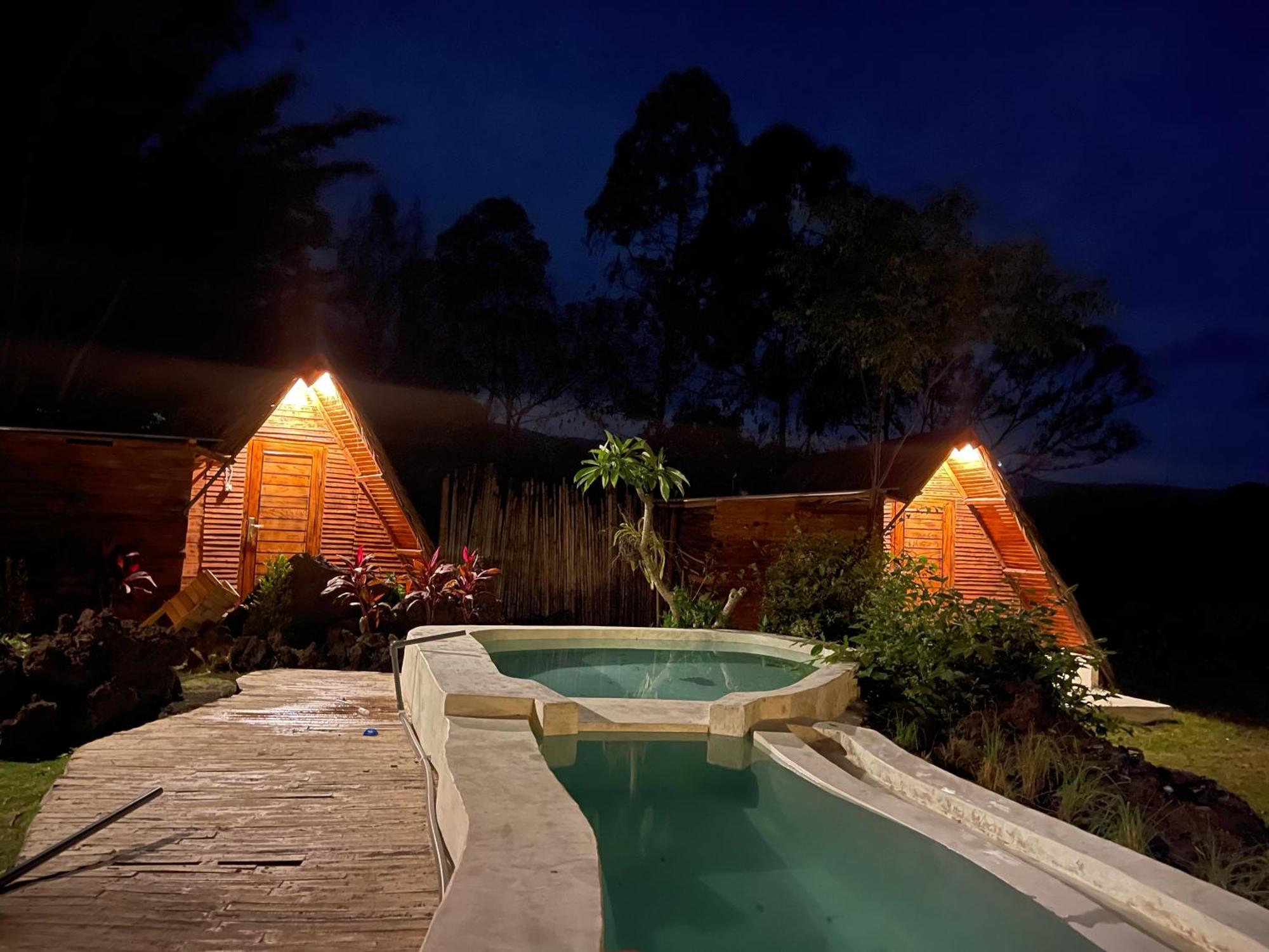 מלון Kubupenlokan Triangular House And Hot Spring מראה חיצוני תמונה