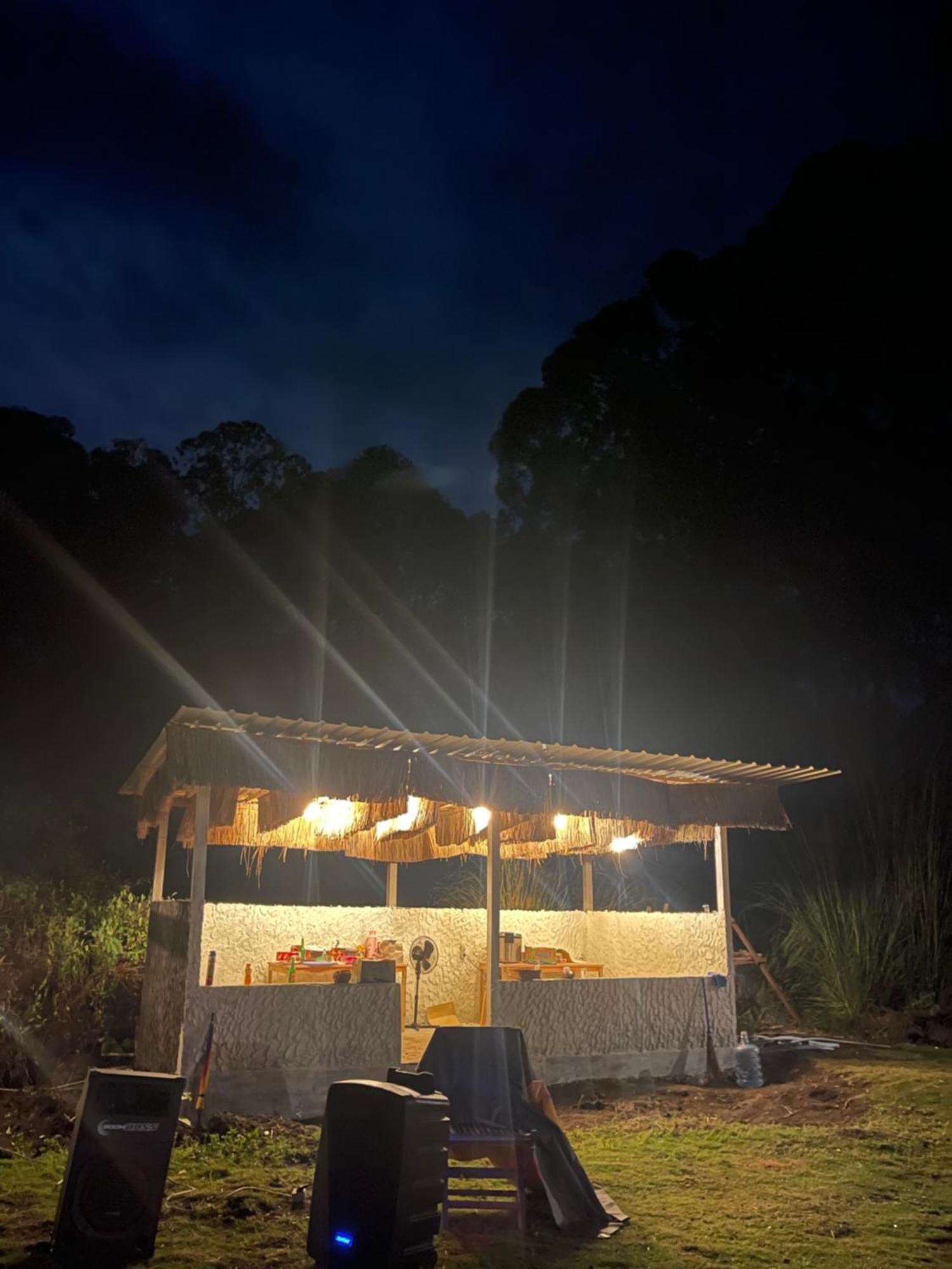 מלון Kubupenlokan Triangular House And Hot Spring מראה חיצוני תמונה