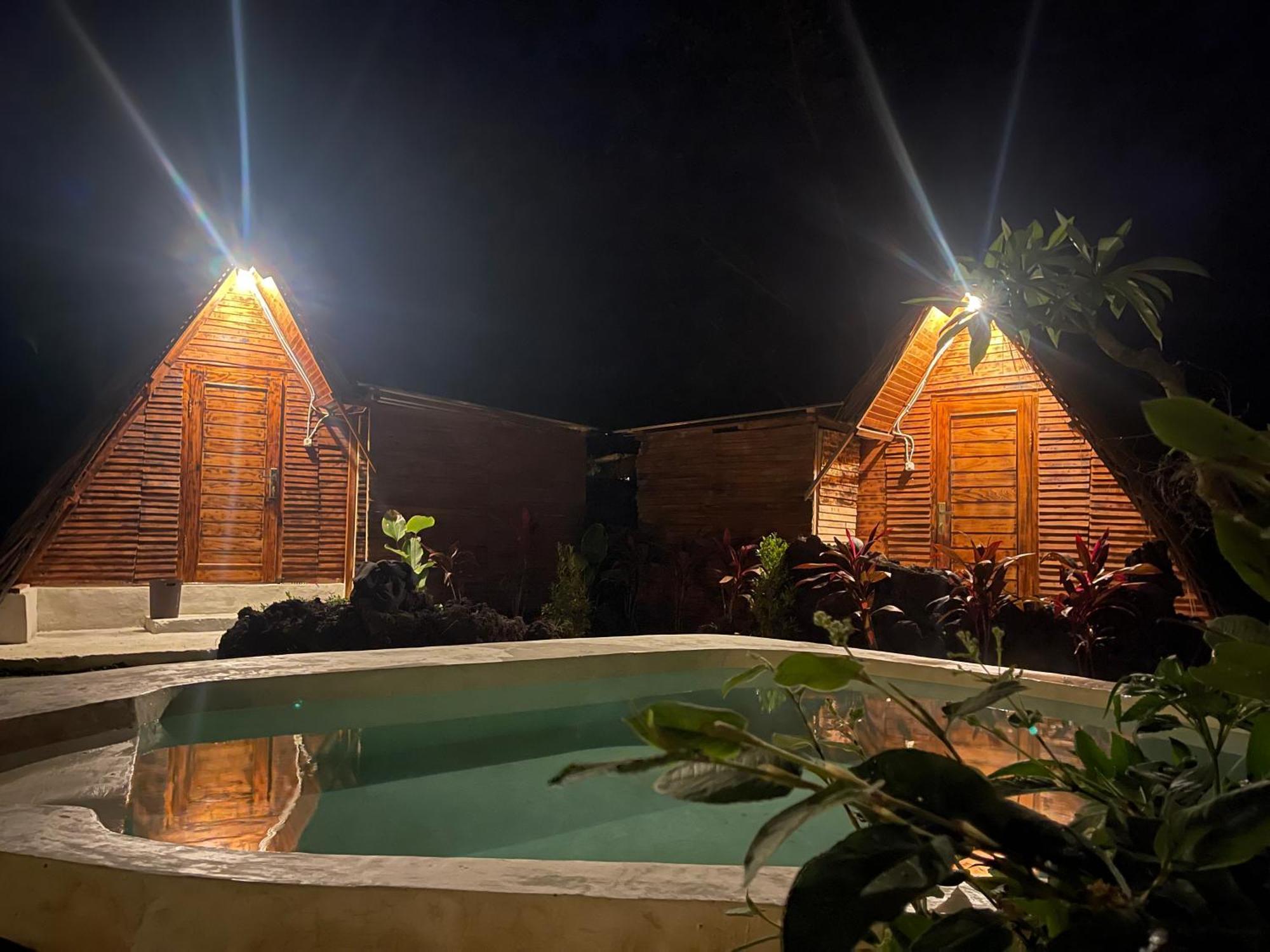 מלון Kubupenlokan Triangular House And Hot Spring מראה חיצוני תמונה