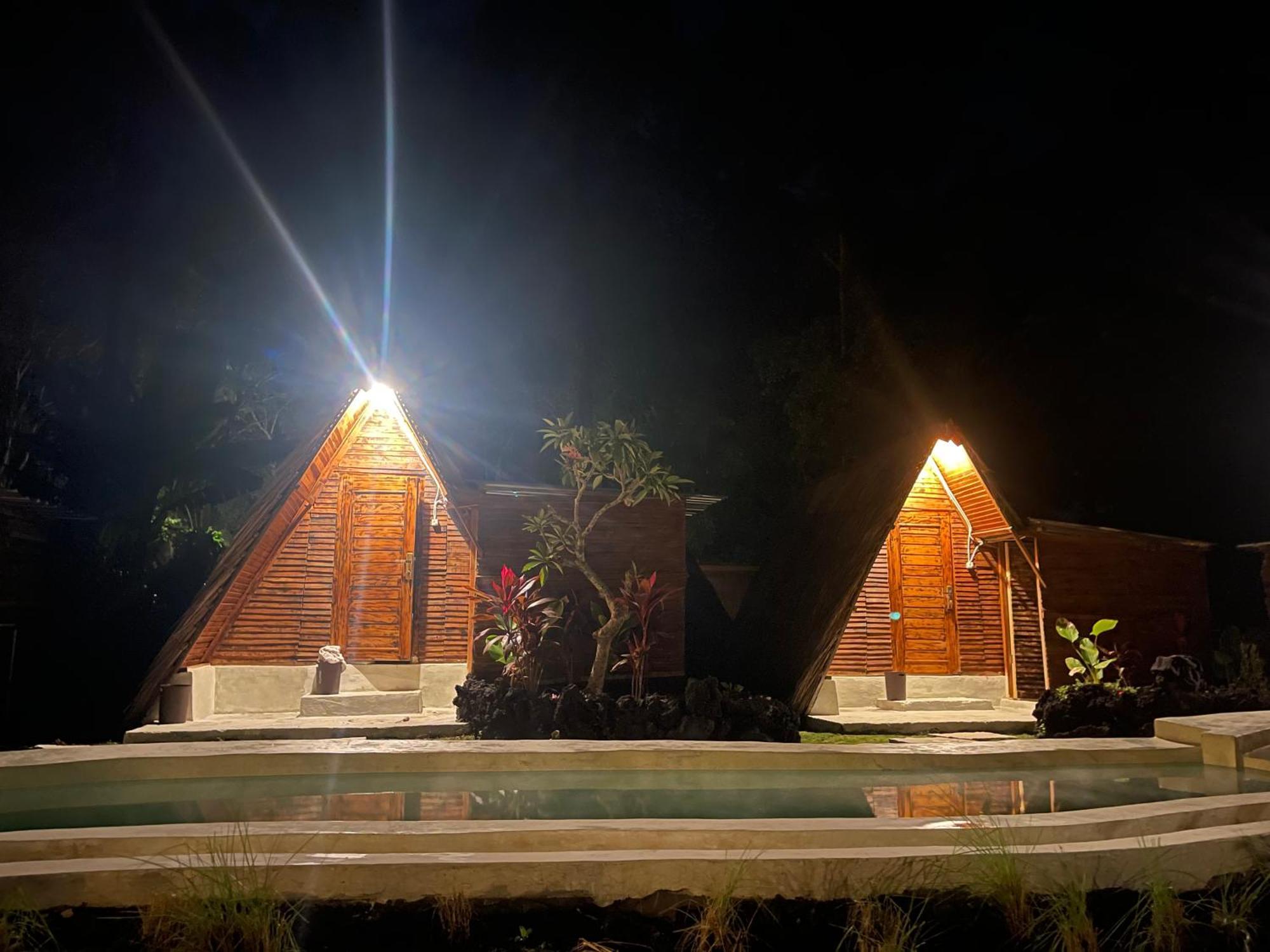 מלון Kubupenlokan Triangular House And Hot Spring מראה חיצוני תמונה