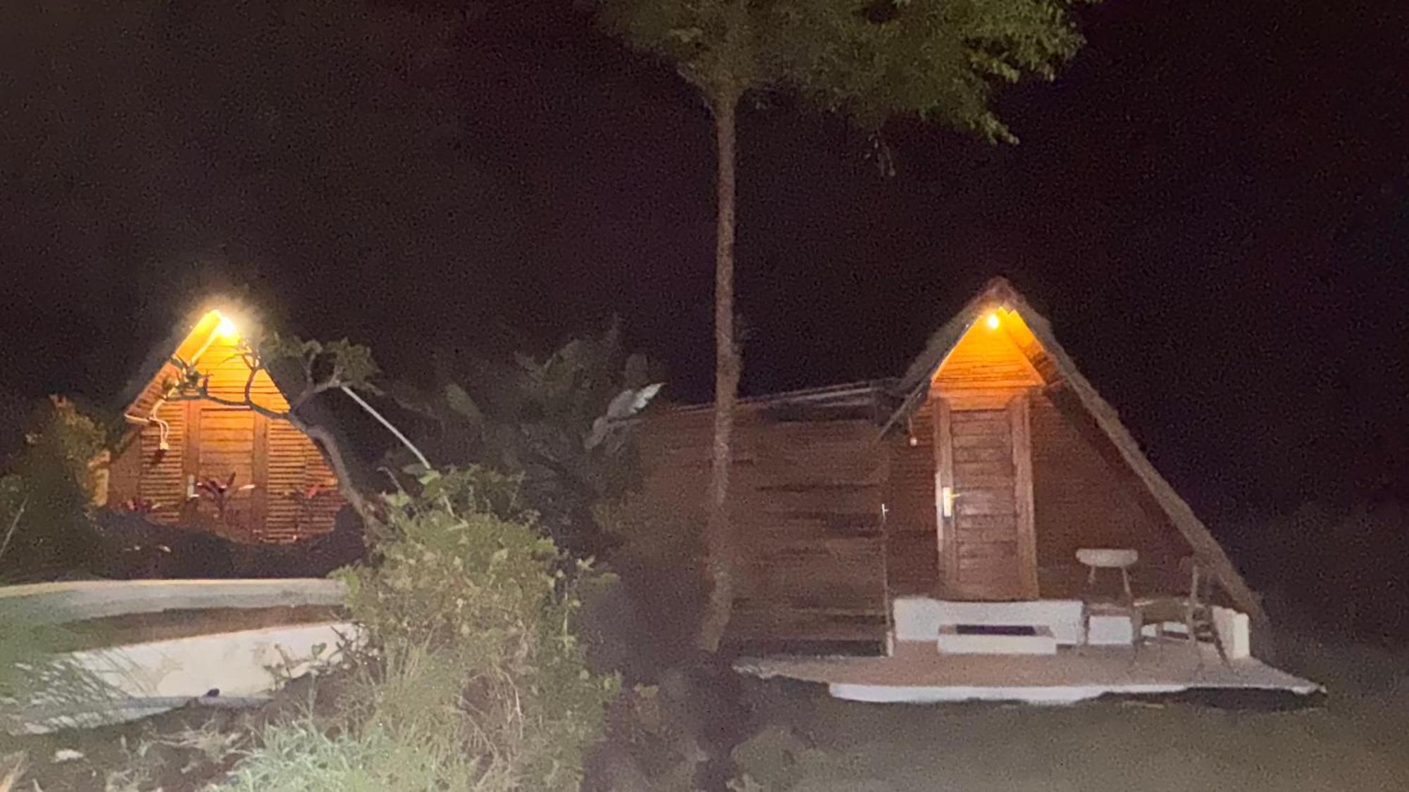 מלון Kubupenlokan Triangular House And Hot Spring מראה חיצוני תמונה